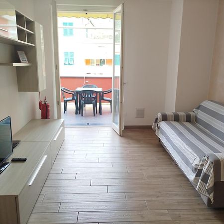 Gloria House - Check in at Via Giuseppe Garibaldi n 104 Apartment Levanto Exterior foto